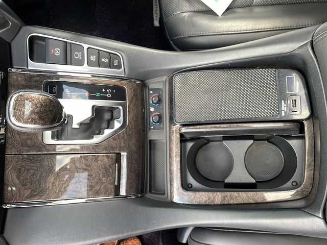 トヨタ アルファードハイブリット エグゼクティブ ラウンジ S 福岡県 2020(令2)年 5.8万km ブラック ディーラーオプションナビ/JBLサウンド/HDMI接続/フリップダウンモニター/バックカメラ/サンルーフ/デジタルインナーミラー/モデリスタエアロ/シートヒーター/エアーシート/D/Nパワーシート/純正17インチアルミホイール/両側パワースライドドア/純正フロアマット