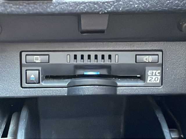 トヨタ アルファードハイブリット エグゼクティブ ラウンジ S 福岡県 2020(令2)年 5.8万km ブラック ディーラーオプションナビ/JBLサウンド/HDMI接続/フリップダウンモニター/バックカメラ/サンルーフ/デジタルインナーミラー/モデリスタエアロ/シートヒーター/エアーシート/D/Nパワーシート/純正17インチアルミホイール/両側パワースライドドア/純正フロアマット