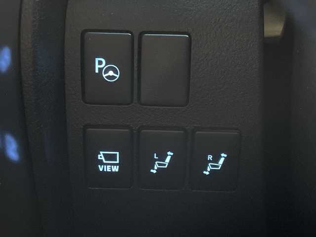 トヨタ アルファードハイブリット エグゼクティブ ラウンジ S 福岡県 2020(令2)年 5.8万km ブラック 純正10インチナビ/【CD.DVD.Bluetooth.フルセグTV】/パノラミックビューモニター/サンルーフ/モデリスタエアロ/JBLプレミアムサウンド/純正フリップダウンモニター/デジタルインナーミラー/追従クルーズコントロール/レーンキープアシスト/パワーバックドア/両側電動スライドドア/ビルトインETC2.0/全周囲ドライブレコーダー/レザーシート/シートヒーター/ベンチレーション/パワーシート/3眼LEDヘッドライト/オートライト/オートハイビーム/パーキングアシスト/クリアランスソナー