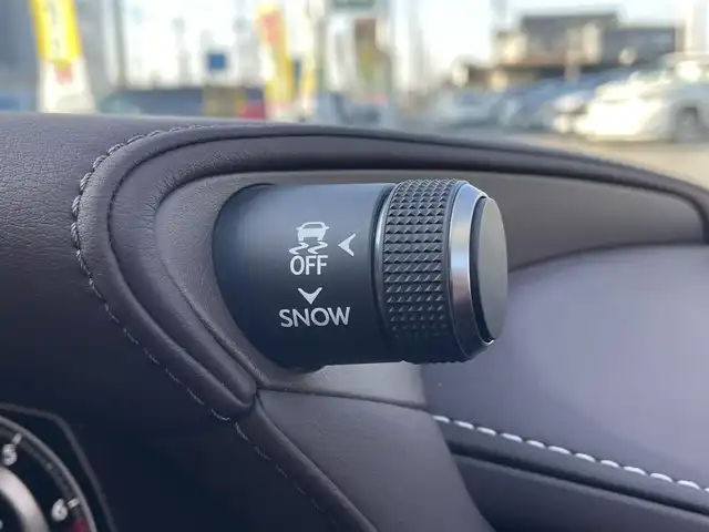 レクサス ＬＳ 500 Iパッケージ 千葉県 2018(平30)年 2.9万km グラファイトブラックガラスフレーク トパーズブラウンレザーシート/パノラミックビューカメラ/純正12.3インチワイドナビ/・CD/DVD/MSV/Bluetooth/フルセグ/全席パワーシート/前席シートヒーター/前席シートベンチレーション/全ドアイージークローザー/パワートランクリッド/デジタルインナーミラー/レクサスセーフティーシステムプラス/・プリクラッシュセーフティー/・レーンキープアシスト/・ブラインドスポットモニター/・パーキングサポートブレーキ/・ブラインドスポットモニター/・PKSA/アダプティブクルーズコントロール/ハイトコントロール/ヘッドアップディスプレイ/オートマチックハイビーム/パドルシフト/スマートキー/純正19インチアルミホイール/AC100V100W電源/純正LEDヘッドライト/ビルトインETC2.0/前後コーナーセンサー/サイド＆カーテンエアバッグ/新車時保証書＆取扱説明書