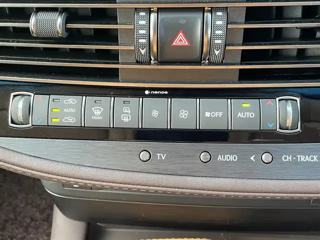 レクサス ＬＳ 500 Iパッケージ 千葉県 2018(平30)年 2.9万km グラファイトブラックガラスフレーク トパーズブラウンレザーシート/パノラミックビューカメラ/純正12.3インチワイドナビ/・CD/DVD/MSV/Bluetooth/フルセグ/全席パワーシート/前席シートヒーター/前席シートベンチレーション/全ドアイージークローザー/パワートランクリッド/デジタルインナーミラー/レクサスセーフティーシステムプラス/・プリクラッシュセーフティー/・レーンキープアシスト/・ブラインドスポットモニター/・パーキングサポートブレーキ/・ブラインドスポットモニター/・PKSA/アダプティブクルーズコントロール/ハイトコントロール/ヘッドアップディスプレイ/オートマチックハイビーム/パドルシフト/スマートキー/純正19インチアルミホイール/AC100V100W電源/純正LEDヘッドライト/ビルトインETC2.0/前後コーナーセンサー/サイド＆カーテンエアバッグ/新車時保証書＆取扱説明書