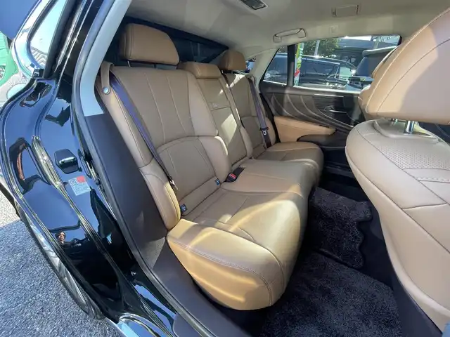 レクサス ＬＳ 500 Iパッケージ 千葉県 2018(平30)年 2.9万km グラファイトブラックガラスフレーク トパーズブラウンレザーシート/パノラミックビューカメラ/純正12.3インチワイドナビ/・CD/DVD/MSV/Bluetooth/フルセグ/全席パワーシート/前席シートヒーター/前席シートベンチレーション/全ドアイージークローザー/パワートランクリッド/デジタルインナーミラー/レクサスセーフティーシステムプラス/・プリクラッシュセーフティー/・レーンキープアシスト/・ブラインドスポットモニター/・パーキングサポートブレーキ/・ブラインドスポットモニター/・PKSA/アダプティブクルーズコントロール/ハイトコントロール/ヘッドアップディスプレイ/オートマチックハイビーム/パドルシフト/スマートキー/純正19インチアルミホイール/AC100V100W電源/純正LEDヘッドライト/ビルトインETC2.0/前後コーナーセンサー/サイド＆カーテンエアバッグ/新車時保証書＆取扱説明書