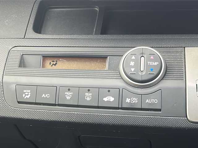 ホンダ フリード G ジャストセレクション 大阪府 2011(平23)年 13万km プレミアムホワイトパール 社外HDDナビ/【フルセグTV/CD/FM/AM/USB】/片側パワースライドドア/片側スライドドア/クルーズコントロール/バックカメラ/ハロゲンヘッドライト/スマートキー