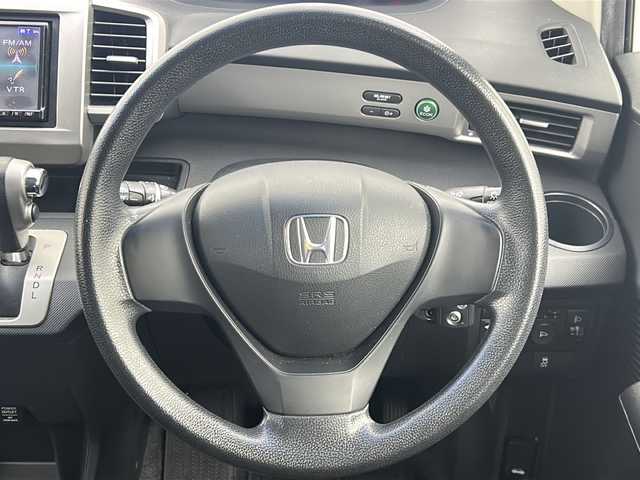 ホンダ フリード G ジャストセレクション 大阪府 2011(平23)年 13万km プレミアムホワイトパール 社外HDDナビ/【フルセグTV/CD/FM/AM/USB】/片側パワースライドドア/片側スライドドア/クルーズコントロール/バックカメラ/ハロゲンヘッドライト/スマートキー