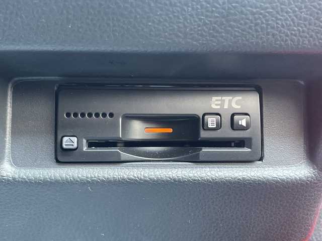 スズキ ワゴンＲ スティングレー HYBRID T 長野県 2017(平29)年 3.9万km ピュアレッド ・純正8インチSDナビゲーション/CD DVD フルセグTV　Bluetooth/・全方位カメラ/・ビルトインETC/・スズキセーフティサポート/・レーンキープアシスト/・ヘッドアップディスプレイ/・クルーズコントロール/・アイドリングストップ/・横滑り防止装置/・LEDヘッドライト/・オートライト/・フォグライト/・パドルシフト/・純正15インチアルミホイール/・シートヒーター(D席)/・ウィンカーミラー/・電動格納ミラー/・スマートキー/・エンジンプッシュスタート/・フロアマット