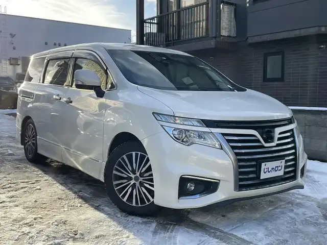日産 エルグランド 250ハイウェイスター 道央・札幌 2014(平26)年 13万km ブリリアントホワイトパール (株)IDOMが運営する【じしゃロン札幌豊平店】の自社ローン対象車両になります。こちらは現金ご利用時の価格です。/自社ローンご希望の方は別途その旨お申付け下さい。/プッシュスタート/純正ナビ・フルセグTV/バックカメラ/純正フリップダウンモニター/左側パワースライドドア/ETC