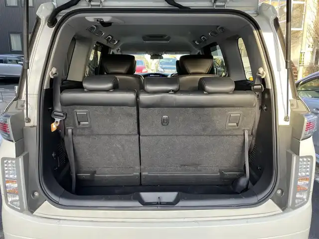 日産 エルグランド 250ハイウェイスター 道央・札幌 2014(平26)年 13万km ブリリアントホワイトパール (株)IDOMが運営する【じしゃロン札幌豊平店】の自社ローン対象車両になります。こちらは現金ご利用時の価格です。/自社ローンご希望の方は別途その旨お申付け下さい。/プッシュスタート/純正ナビ・フルセグTV/バックカメラ/純正フリップダウンモニター/左側パワースライドドア/ETC