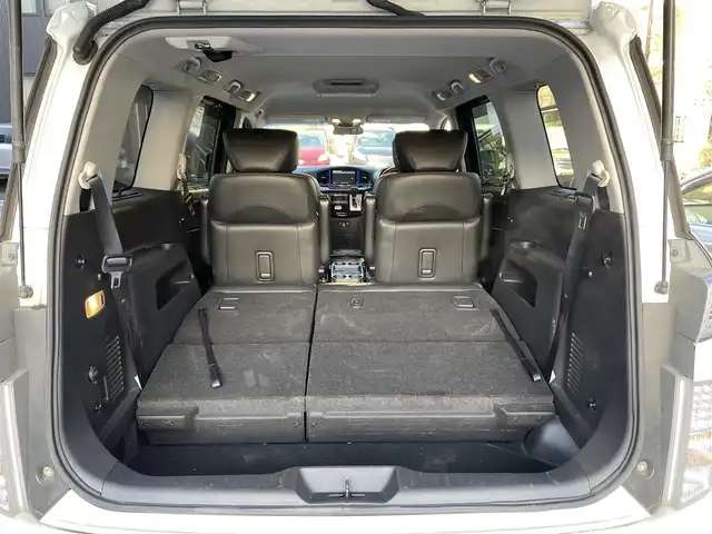 日産 エルグランド 250ハイウェイスター 道央・札幌 2014(平26)年 13万km ブリリアントホワイトパール (株)IDOMが運営する【じしゃロン札幌豊平店】の自社ローン対象車両になります。こちらは現金ご利用時の価格です。/自社ローンご希望の方は別途その旨お申付け下さい。/プッシュスタート/純正ナビ・フルセグTV/バックカメラ/純正フリップダウンモニター/左側パワースライドドア/ETC