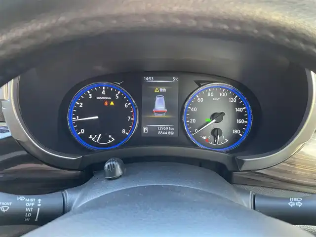 日産 エルグランド 250ハイウェイスター 道央・札幌 2014(平26)年 13万km ブリリアントホワイトパール (株)IDOMが運営する【じしゃロン札幌豊平店】の自社ローン対象車両になります。こちらは現金ご利用時の価格です。/自社ローンご希望の方は別途その旨お申付け下さい。/プッシュスタート/純正ナビ・フルセグTV/バックカメラ/純正フリップダウンモニター/左側パワースライドドア/ETC