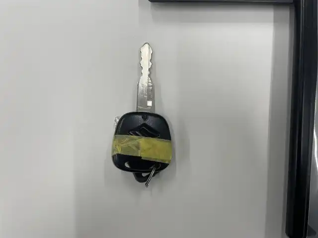 スズキ ジムニー ランドベンチャー 新潟県 2016(平28)年 4.6万km ブルーイッシュブラックパール3 リモコンキー/ケンウッドメモリナビ(MDV-Z704)/　BT/フルセグ/CD/DVD/バックカメラ/４WD/ドラレコ/運転席シートヒーター/ETC/革巻きステアリング/LEDヘッドライト/純正フロアマット/バイザー/ウインカーミラー