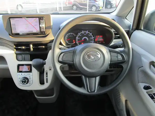 ダイハツ ムーヴ X SAⅡ 岡山県 2017(平29)年 5万km ブラックマイカメタリック 【 Smart Assist II 】/・衝突警報機能（対車両・対歩行者）/・衝突回避支援ブレーキ/・誤発進抑制機能/・後方誤発進抑制機能/・車線逸脱警報/・先行車発進お知らせ機能/ワンオーナー/社外メモリーナビ/ワンセグテレビ/バックカメラ/DVD再生可能/リアソナー/社外フロアマット/純正14AW/スマートキー2個/プッシュスタート