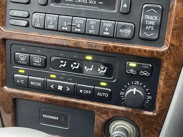 トヨタ チェイサー アバンテ 埼玉県 2000(平12)年 6.6万km ダークグレーマイカメタリック 純正オーディオ　ＣＤ再生　オートエアコン　電動格納ミラー　純正フロアマット　パワーシート　パワーステアリング　パワーウィンドウ　リモコンキー　オートライト