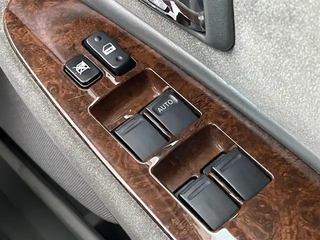 トヨタ チェイサー アバンテ 埼玉県 2000(平12)年 6.6万km ダークグレーマイカメタリック 純正オーディオ　ＣＤ再生　オートエアコン　電動格納ミラー　純正フロアマット　パワーシート　パワーステアリング　パワーウィンドウ　リモコンキー　オートライト