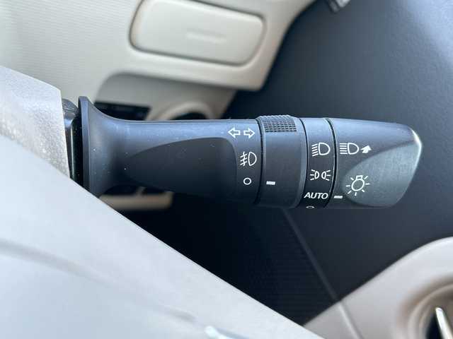 ダイハツ ムーヴ キャンバス G メイクアップ リミテッド　SAⅢ 山口県 2020(令2)年 4万km ナチュラルベージュマイカM 純正ナビ【NSZH-W70D】/・フルセグテレビ/・CD/DVD/・Bluetooth/・AM/FM/パノラミックビューモニター/両側パワースライドドア/ETC/前後ドライブレコーダー/プッシュスタート/スマートキー/オートライト/オートマチックハイビーム/オートエアコン/パワーウィンドウ/ドアバイザー/コーナーセンサー/電動格納ウィンカーミラー/取扱説明書/保証書/スマートアシストIII/・衝突警報機能/・ブレーキ制御付誤発進抑制機能/・車線逸脱抑制制御機能/・車線逸脱警報機能/・路側逸脱警報機能/・ふらつき警報/・認識支援/・先行車発進お知らせ機能/・標識認識機能/・オートハイビーム/・アダプティブドライビングビーム/・レーンキープコントロール