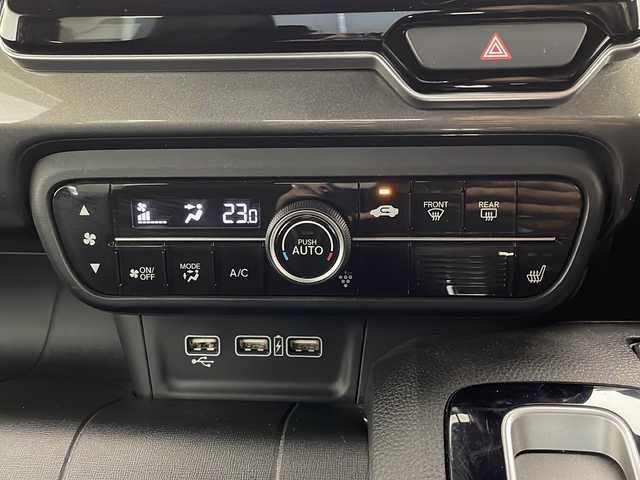ホンダ Ｎ ＷＧＮ カスタム Lターボ ホンダS 長野県 2020(令2)年 4.9万km シャイニンググレーM ワンオーナー/純正SDナビ&フルセグTV&CD&DVD&USB&BT/ホンダセンシング/・アダプティブクルーズコントロール/・レーンキープアシスト/・衝突軽減ブレーキ/・路外逸脱警報/・歩行者事故低減ステアリング/・先行車発進告知/・標識認識機能/・誤発進抑制機能/・後方誤発進抑制機能/・オートマチックハイビーム/アイドリングストップ/ハーフレザーシート/D席シートヒーター/ステアリングスイッチ/パドルシフト/バックカメラ/ビルトインETC/LEDヘッドライト/オートライト/フロントフォグランプ/電動格納ミラー/ウィンカーミラー/電動ホールド/ブレーキホールド/純正15インチAW付サマータイヤ装着/社外14インチAW付スタッドレスタイヤ積込/純正フロアマット/ドアバイザー/プッシュスタート/スマートキー/スペアキー1本/取扱説明書/保証書