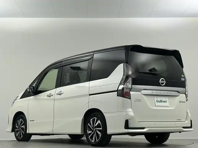 日産 セレナ