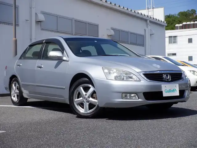 ホンダ インスパイア 30TL 静岡県 2003(平15)年 6.6万km サテンシルバーメタリック 走行65865キロ（登録時）/カードキー/前席パワーシート/純正CDオーディオ/HIDヘッドライト/フォグランプ/純正16インチアルミ/クルーズコントロール/純正フロアマット/純正ドアバイザー/スペアキー/オートエアコン/取説あり