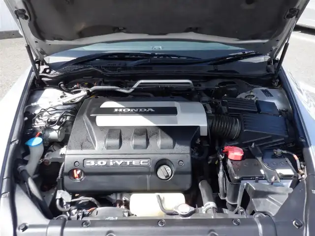 ホンダ インスパイア 30TL 静岡県 2003(平15)年 6.6万km サテンシルバーメタリック 走行65865キロ（登録時）/カードキー/前席パワーシート/純正CDオーディオ/HIDヘッドライト/フォグランプ/純正16インチアルミ/クルーズコントロール/純正フロアマット/純正ドアバイザー/スペアキー/オートエアコン/取説あり