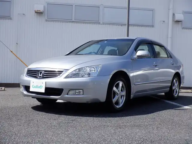 ホンダ インスパイア 30TL 静岡県 2003(平15)年 6.6万km サテンシルバーメタリック 走行65865キロ（登録時）/カードキー/前席パワーシート/純正CDオーディオ/HIDヘッドライト/フォグランプ/純正16インチアルミ/クルーズコントロール/純正フロアマット/純正ドアバイザー/スペアキー/オートエアコン/取説あり