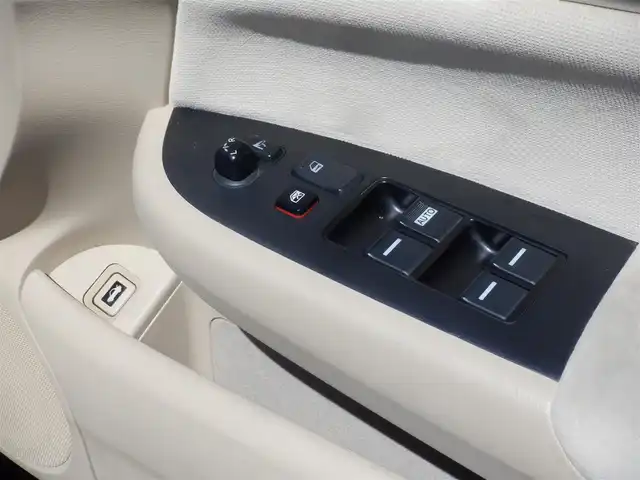 ホンダ インスパイア 30TL 静岡県 2003(平15)年 6.6万km サテンシルバーメタリック 走行65865キロ（登録時）/カードキー/前席パワーシート/純正CDオーディオ/HIDヘッドライト/フォグランプ/純正16インチアルミ/クルーズコントロール/純正フロアマット/純正ドアバイザー/スペアキー/オートエアコン/取説あり