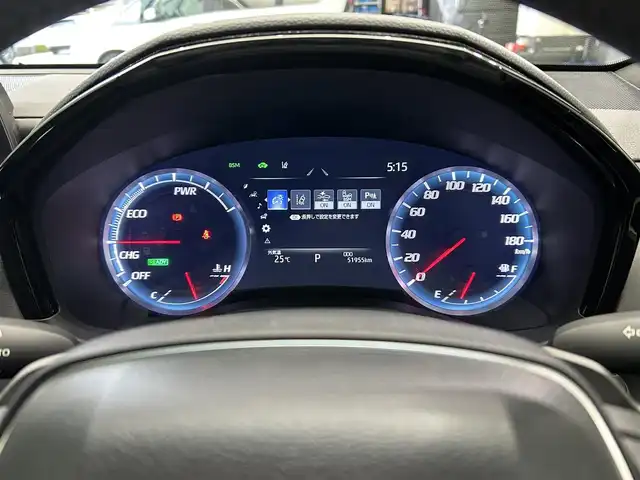 トヨタ クラウン ハイブリッド RS アドバンス 鹿児島県 2018(平30)年 5.2万km パール 禁煙車/ムーンルーフ/純正ナビ/（AM・FM/CD・DVD/フルセグ/BT/USB/MSV/AUX）/パノラミックビューモニター/デジタルインナーミラー/ビルトインETC2.0/純正ドラレコ/室内ドラレコ/テレビキャンセラー/トヨタセーフティセンス/・プリクラッシュセーフティ/・オートマチックハイビーム/・ロードサインアシスト/・先行車発進告知機能/・レーントレーシングアシスト/・レーダークルーズコントロール/インテリジェントクリアランスソナー/リアクロストラフィックアラート/パーキングサポートブレーキ/ブラインドスポットモニター/リヤカメラディテクション/純正ドアバイザー/純正フロアマット/純正18インチAW/メモリシート/電格ミラー/革巻きステアリング/ステアリングリモコン/電動パーキング/プッシュスタート/スマートキー