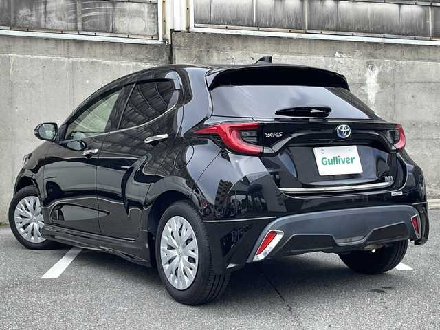 トヨタ ヤリス ハイブリッド Z 愛知県 2021(令3)年 4.9万km ブラック モデリスタエアロ(F・S・R)/純正8インチディスプレイオーディオ/フルセグTV・AM・FM・Bluetooth・USB/バックカメラ/プリクラッシュセーフティ/レーダークルーズコントロール/LDA（車線逸脱警報）/前席シートヒーター/クリアランスソナー/純正ドアバイザー/電格ミラー/ロードサインアシスト/ビルトインETC/前後ドライブレコーダー/ステアリングスイッチ/スマートキー/プッシュスタート/LEDヘッドライト/フォグランプ/オートハイビーム/ISOFIX/保証書/取扱説明書/点検整備記録簿R5・6年度