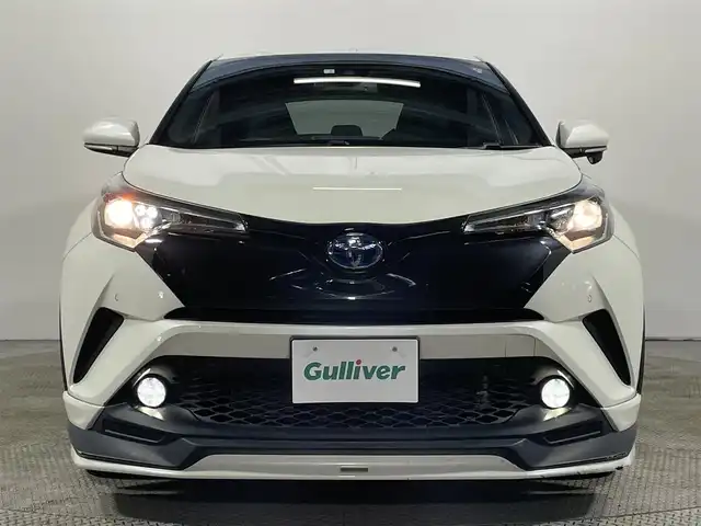 トヨタ Ｃ－ＨＲ G 大阪府 2017(平29)年 2.2万km ホワイトパールクリスタルシャイン TRDエアロ 黒革シート 純正ナビ(フルセグ/DVD再生/Bluetooth) 衝突軽減 レーダークルコン クリアランスソナー BSM レーンアシスト オートハイビーム シートヒーター