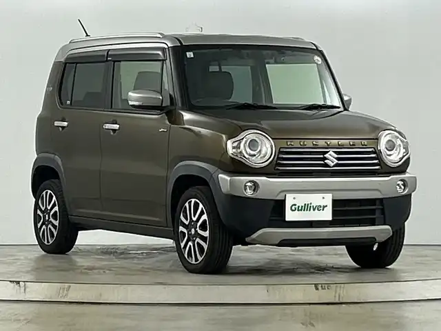 スズキ ハスラー Jスタイル Ⅲ ターボ 愛知県 2018(平30)年 6.7万km ブレイブカーキパール/スチールシルバー 社外7インチナビ/・フルセグTV/・音楽録音/・Bluetooth/・バックカメラ/・DVD再生/ビルトインETC/ドライブレコーダー/デュアルカメラブレーキサポート/・誤発進抑制/車線逸脱警報/ふらつき警報/先行車発進お知らせ/アイドリングストップ/Sエネチャージ/クルーズコントロール/HIDヘッドランプ/オートライト/スチールシルバールーフレール/6本スポーク純正15インチアルミホイール/革巻きステアリング/ナノイー付きオートエアコン/ブラウン合皮/ネイビーファブリックコンビシート/前席シートヒーター/スマートキー