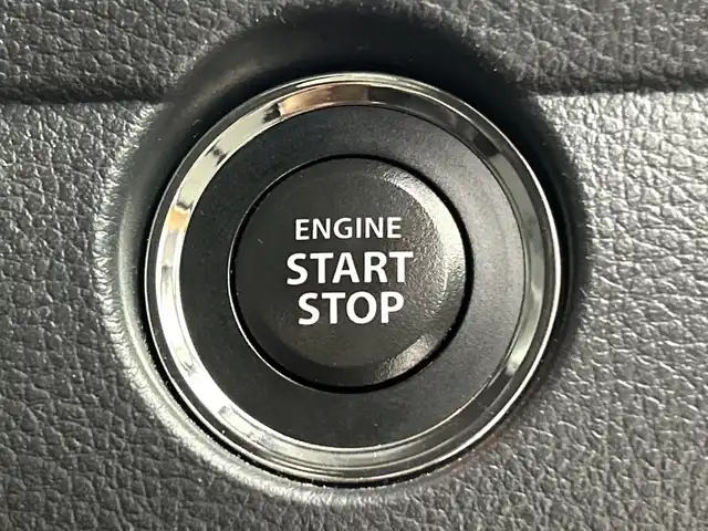 スズキ ハスラー Jスタイル Ⅲ ターボ 愛知県 2018(平30)年 6.7万km ブレイブカーキパール/スチールシルバー 社外7インチナビ/・フルセグTV/・音楽録音/・Bluetooth/・バックカメラ/・DVD再生/ビルトインETC/ドライブレコーダー/デュアルカメラブレーキサポート/・誤発進抑制/車線逸脱警報/ふらつき警報/先行車発進お知らせ/アイドリングストップ/Sエネチャージ/クルーズコントロール/HIDヘッドランプ/オートライト/スチールシルバールーフレール/6本スポーク純正15インチアルミホイール/革巻きステアリング/ナノイー付きオートエアコン/ブラウン合皮/ネイビーファブリックコンビシート/前席シートヒーター/スマートキー
