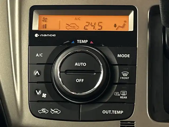 スズキ ハスラー Jスタイル Ⅲ ターボ 愛知県 2018(平30)年 6.7万km ブレイブカーキパール/スチールシルバー 社外7インチナビ/・フルセグTV/・音楽録音/・Bluetooth/・バックカメラ/・DVD再生/ビルトインETC/ドライブレコーダー/デュアルカメラブレーキサポート/・誤発進抑制/車線逸脱警報/ふらつき警報/先行車発進お知らせ/アイドリングストップ/Sエネチャージ/クルーズコントロール/HIDヘッドランプ/オートライト/スチールシルバールーフレール/6本スポーク純正15インチアルミホイール/革巻きステアリング/ナノイー付きオートエアコン/ブラウン合皮/ネイビーファブリックコンビシート/前席シートヒーター/スマートキー