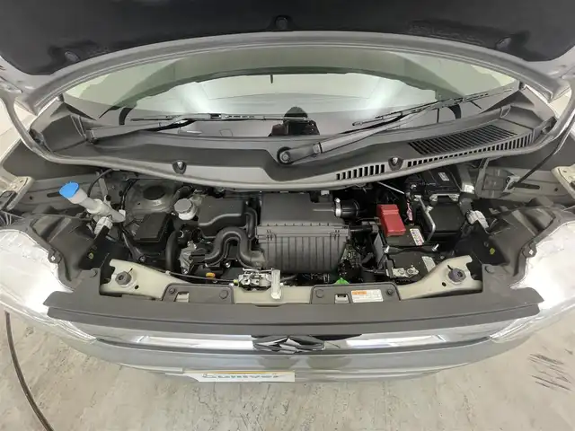 スズキ スペーシア HYBRID X 滋賀県 2024(令6)年 0.8万km モスグレーメタリック 純正9インチナビ/【CD.DVD.Bluetooth.フルセグTV】/全方位カメラ/衝突軽減ブレーキ/前席シートヒーター/両側パワースライドドア/レザー調シートカバー/コーナーセンサー/LEDヘッドライト/オートライト/アイドリングストップ/オットマン/スマートキー
