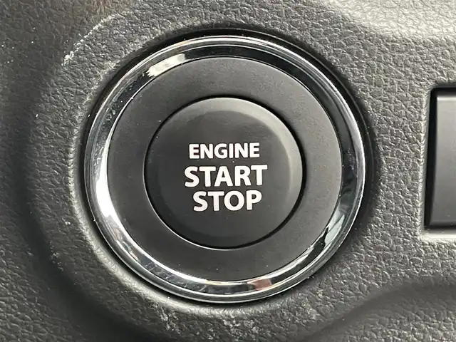 スズキ スペーシア HYBRID X 滋賀県 2024(令6)年 0.8万km モスグレーメタリック 純正9インチナビ/【CD.DVD.Bluetooth.フルセグTV】/全方位カメラ/衝突軽減ブレーキ/前席シートヒーター/両側パワースライドドア/レザー調シートカバー/コーナーセンサー/LEDヘッドライト/オートライト/アイドリングストップ/オットマン/スマートキー
