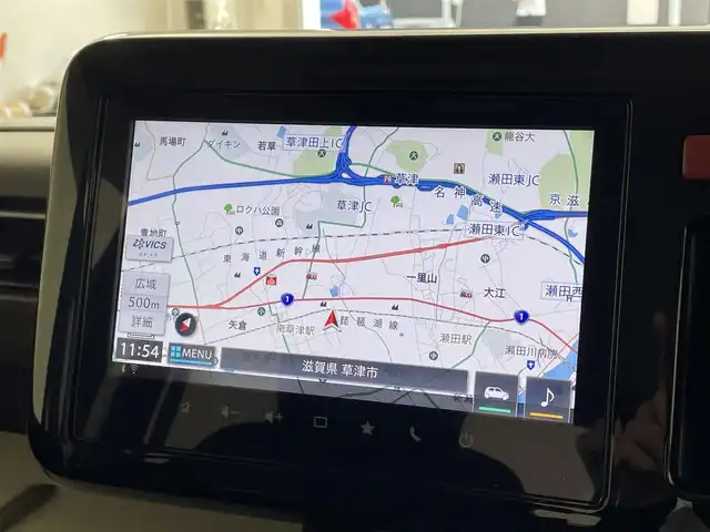 スズキ スペーシア HYBRID X 滋賀県 2024(令6)年 0.8万km モスグレーメタリック 純正9インチナビ/【CD.DVD.Bluetooth.フルセグTV】/全方位カメラ/衝突軽減ブレーキ/前席シートヒーター/両側パワースライドドア/レザー調シートカバー/コーナーセンサー/LEDヘッドライト/オートライト/アイドリングストップ/オットマン/スマートキー