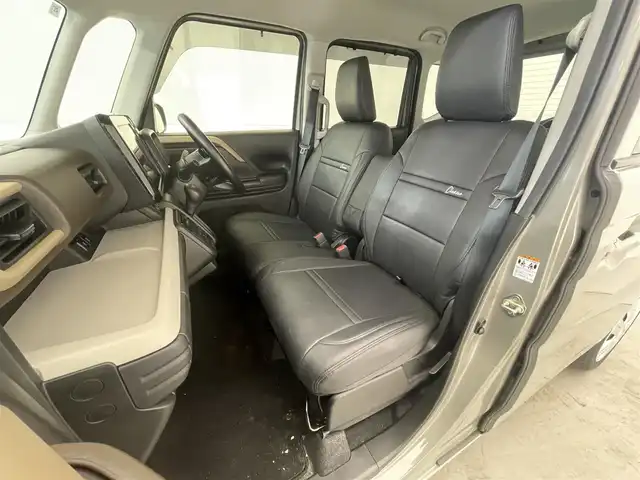 スズキ スペーシア HYBRID X 滋賀県 2024(令6)年 0.8万km モスグレーメタリック 純正9インチナビ/【CD.DVD.Bluetooth.フルセグTV】/全方位カメラ/衝突軽減ブレーキ/前席シートヒーター/両側パワースライドドア/レザー調シートカバー/コーナーセンサー/LEDヘッドライト/オートライト/アイドリングストップ/オットマン/スマートキー