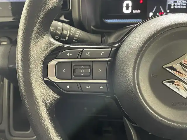 スズキ スペーシア HYBRID X 滋賀県 2024(令6)年 0.8万km モスグレーメタリック 純正9インチナビ/【CD.DVD.Bluetooth.フルセグTV】/全方位カメラ/衝突軽減ブレーキ/前席シートヒーター/両側パワースライドドア/レザー調シートカバー/コーナーセンサー/LEDヘッドライト/オートライト/アイドリングストップ/オットマン/スマートキー