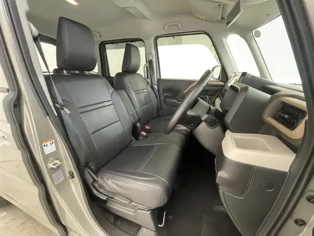 スズキ スペーシア HYBRID X 滋賀県 2024(令6)年 0.8万km モスグレーメタリック 純正9インチナビ/【CD.DVD.Bluetooth.フルセグTV】/全方位カメラ/衝突軽減ブレーキ/前席シートヒーター/両側パワースライドドア/レザー調シートカバー/コーナーセンサー/LEDヘッドライト/オートライト/アイドリングストップ/オットマン/スマートキー