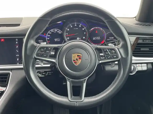 ポルシェ パナメーラ 4S 東京都 2019(平31)年 4.3万km 白 パノラミックルーフ/純正ナビ/360°カメラ/BOSEサウンド/ブラックレザーシート/シートヒーター/オートテールゲート/ETC2.0/ACC/BSM/レーンキープ/パークアシスト/エアサス装着車