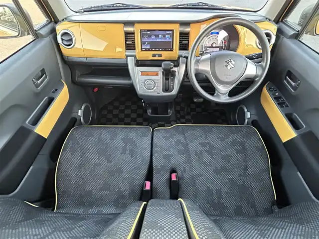 スズキ ハスラー G 岡山県 2018(平30)年 7万km アクティブイエロー/ブラック2トーンルーフ 登録時走行距離69245km/社外ナビ/フルセグTV(AM/FM/CD/Bluetooth)/バックカメラ/ETC/前後ドライブレコーダー/レーダーブレーキサポート/横滑り防止装置/アイドリングストップ/D/N席シートヒーター/オートライト/プッシュスタート/スマートキー×2/１５インチ社外AW/社外フロアマット