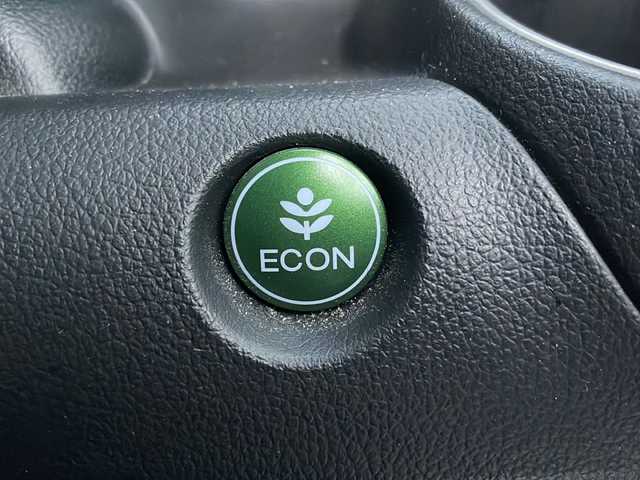 ホンダ Ｎ ＢＯＸ カスタム G Lパッケージ 福井県 2012(平24)年 5.4万km プレミアムホワイトパール (株)IDOMが運営する【じしゃロン福井店】の自社ローン専用車両になりますこちらは現金またはオートローンご利用時の価格です。自社ローンご希望の方は別途その旨お申付け下さい/社外ナビ/Bluetooth/フルセグTV/CD/DVD/オートライト/フォグライト/アイドリングストップ/パワースライドドア/ETC/純正アルミホイール/プッシュスタート/スマートキー/スペアキー/取扱説明書