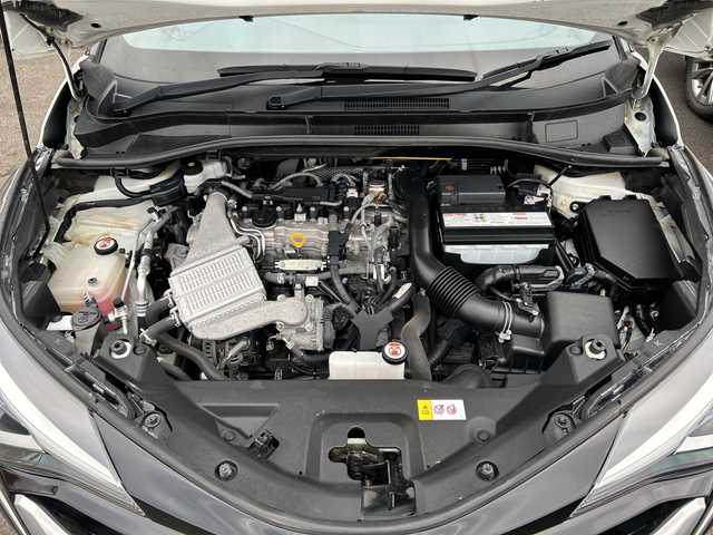 トヨタ Ｃ－ＨＲ G－T モード ネロ セーフティプラス 秋田県 2021(令3)年 8.8万km ホワイトパールクリスタルシャイン ・純正ナビ　/・Ｂｌｕｅｔｏｏｔｈ　/・AppleCarPlay/・ＡｎｄｒｏｉｄAuto/・全方位カメラ　/・ＥＴＣ　/・ターボ　/・４ＷＤ　/・シートヒーター　/・ハーフレザー　/・ＡＢＳ　/・横滑り防止/・レーンキープアシスト/・クルーズコントロール　/・純正アルミホイール /・純正フロアマット /・純正エアロ/・オートライト/・オートハイビーム/・LEDヘッドライト/・電動格納ミラー/・寒冷地仕様/・スペアキー/・エンジンスタートボタン