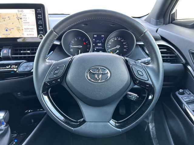 トヨタ Ｃ－ＨＲ G－T モード ネロ セーフティプラス 秋田県 2021(令3)年 8.8万km ホワイトパールクリスタルシャイン ・純正ナビ　/・Ｂｌｕｅｔｏｏｔｈ　/・AppleCarPlay/・ＡｎｄｒｏｉｄAuto/・全方位カメラ　/・ＥＴＣ　/・ターボ　/・４ＷＤ　/・シートヒーター　/・ハーフレザー　/・ＡＢＳ　/・横滑り防止/・レーンキープアシスト/・クルーズコントロール　/・純正アルミホイール /・純正フロアマット /・純正エアロ/・オートライト/・オートハイビーム/・LEDヘッドライト/・電動格納ミラー/・寒冷地仕様/・スペアキー/・エンジンスタートボタン