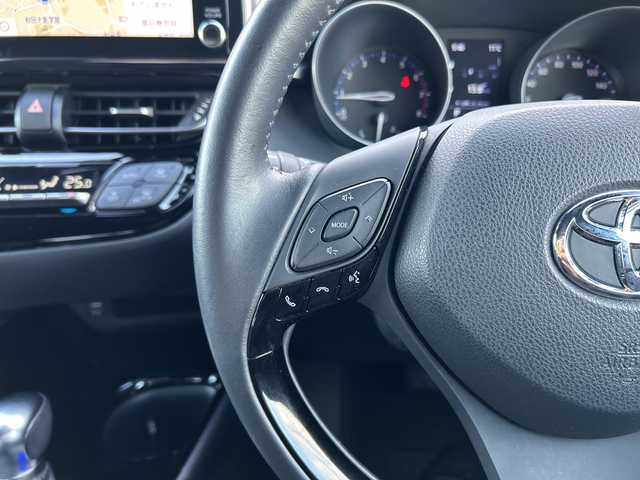 トヨタ Ｃ－ＨＲ G－T モード ネロ セーフティプラス 秋田県 2021(令3)年 8.8万km ホワイトパールクリスタルシャイン ・純正ナビ　/・Ｂｌｕｅｔｏｏｔｈ　/・AppleCarPlay/・ＡｎｄｒｏｉｄAuto/・全方位カメラ　/・ＥＴＣ　/・ターボ　/・４ＷＤ　/・シートヒーター　/・ハーフレザー　/・ＡＢＳ　/・横滑り防止/・レーンキープアシスト/・クルーズコントロール　/・純正アルミホイール /・純正フロアマット /・純正エアロ/・オートライト/・オートハイビーム/・LEDヘッドライト/・電動格納ミラー/・寒冷地仕様/・スペアキー/・エンジンスタートボタン