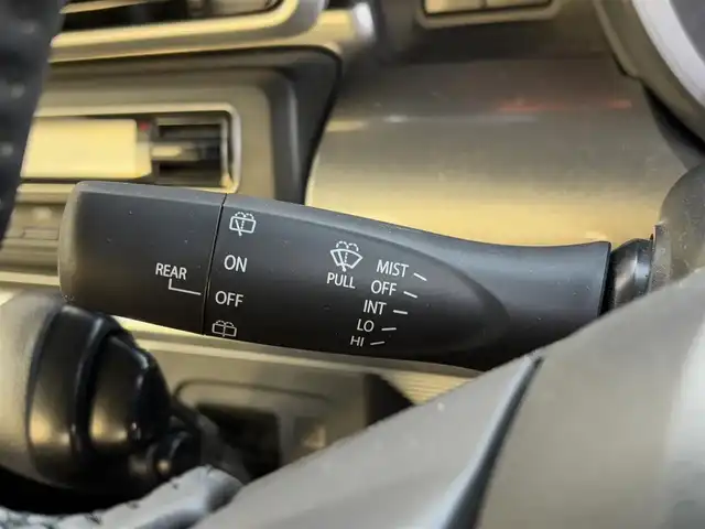 スズキ スペーシア ギア HYBRID XZ 大分県 2019(令1)年 3.5万km アクティブイエロー/ガンメタリック2トーン ・メモリーナビ(CD/DVD/BT/SD)/・バックカメラ/・フルセグテレビ/・衝突軽減ブレーキ/・両側パワースライドドア/・ETC/・ドラレコ/・シートヒーター/・オートハイビーム/・ステアリングリモコン/・スタートキー/・プッシュスタートボタン