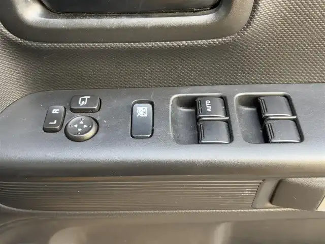 スズキ スペーシア ギア HYBRID XZ 大分県 2019(令1)年 3.5万km アクティブイエロー/ガンメタリック2トーン ・メモリーナビ(CD/DVD/BT/SD)/・バックカメラ/・フルセグテレビ/・衝突軽減ブレーキ/・両側パワースライドドア/・ETC/・ドラレコ/・シートヒーター/・オートハイビーム/・ステアリングリモコン/・スタートキー/・プッシュスタートボタン