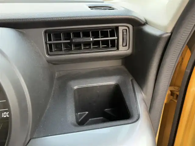 スズキ スペーシア ギア HYBRID XZ 大分県 2019(令1)年 3.5万km アクティブイエロー/ガンメタリック2トーン ・メモリーナビ(CD/DVD/BT/SD)/・バックカメラ/・フルセグテレビ/・衝突軽減ブレーキ/・両側パワースライドドア/・ETC/・ドラレコ/・シートヒーター/・オートハイビーム/・ステアリングリモコン/・スタートキー/・プッシュスタートボタン