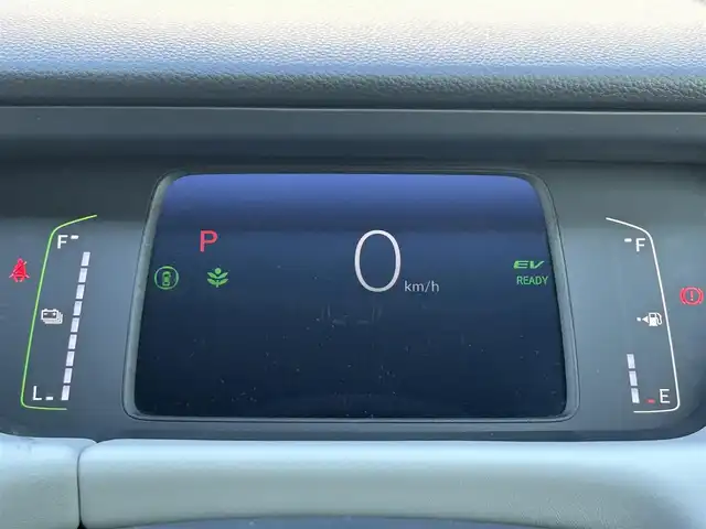 ホンダ フィット e:HEVホーム 大阪府 2023(令5)年 0.5万km グレー ワンオーナー/衝突軽減ブレーキ/純正9インチBTオーディオ/フルセグテレビ/全方位カメラ/ETC2.0/前後ドライブレコーダー/前席シートヒーター/電動パーキングブレーキ/オートホールド/クルーズコントロール/ステアリングスイッチ/プッシュスタートボタン/スマートキー/LEDヘッドライト/オートライト/純正フロアマット/スペアキー/色コード　NH902PX/保証書/取扱説明書/Ｂｌｕｅｔｏｏｔｈオーディオ取扱説明書
