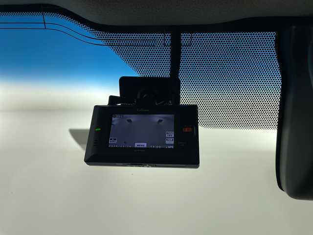 トヨタ ランドクルーザー プラド TX 群馬県 2023(令5)年 1.7万km ホワイトパールクリスタルシャイン 純正９インチナビ/・フルセグTV/AM/FM/Bluetooth/Miracast/Apple Carplay/AndroidAuto/純正９インチナビ　ブラックルーフレール　モデリスタエアロ　アダプティブクルーズコントロール　衝突被害軽減　横滑り防止　バックカメラ　レーンキープアシスト　ＥＴＣ　ダウンヒルアシストコントロール　禁煙車