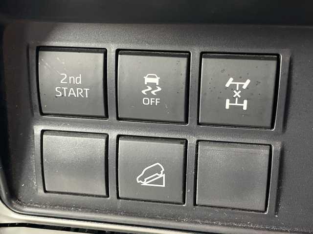 トヨタ ランドクルーザー プラド TX 群馬県 2023(令5)年 1.7万km ホワイトパールクリスタルシャイン 純正９インチナビ/・フルセグTV/AM/FM/Bluetooth/Miracast/Apple Carplay/AndroidAuto/純正９インチナビ　ブラックルーフレール　モデリスタエアロ　アダプティブクルーズコントロール　衝突被害軽減　横滑り防止　バックカメラ　レーンキープアシスト　ＥＴＣ　ダウンヒルアシストコントロール　禁煙車