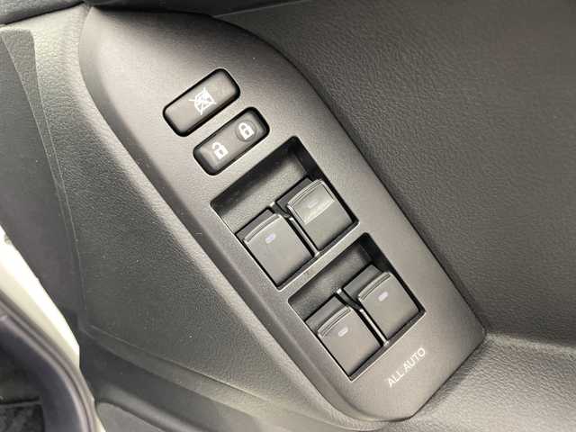 トヨタ ランドクルーザー プラド TX 群馬県 2023(令5)年 1.7万km ホワイトパールクリスタルシャイン 純正９インチナビ/・フルセグTV/AM/FM/Bluetooth/Miracast/Apple Carplay/AndroidAuto/純正９インチナビ　ブラックルーフレール　モデリスタエアロ　アダプティブクルーズコントロール　衝突被害軽減　横滑り防止　バックカメラ　レーンキープアシスト　ＥＴＣ　ダウンヒルアシストコントロール　禁煙車