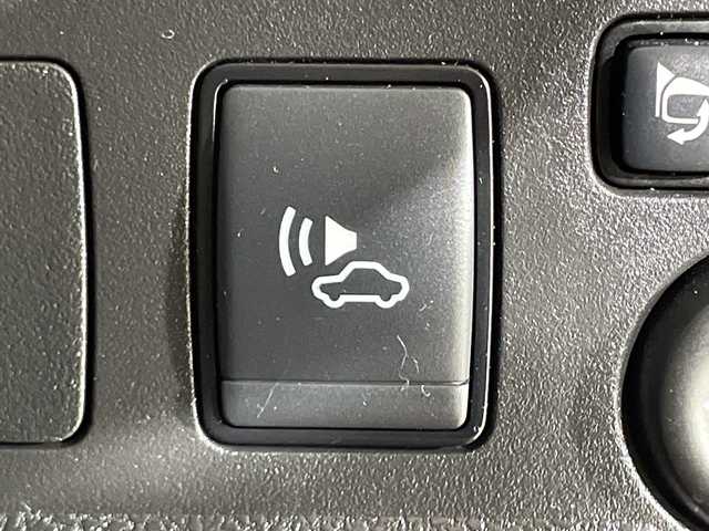 日産 ノート e－パワー メダリスト 神奈川県 2018(平30)年 3.4万km プレミアムコロナオレンジ エマージェンシーブレーキ/レーンキープアシスト/レーダークルーズコントロール/純正7型ナビ【MM518D-L】/・BT/フルセグTV/CD/DVD/SD/AUX/BD/アラウンドビューモニター/インテリジェントルームミラー/ETC/前後ドライブレコーダー/ECO/Sモード/革巻きステアリング/ステアリングスイッチ/Autoライト/ハーフレザーシート/LEDヘッドライト/フォグランプ/ソナー/電動格納ミラー/ウィンカーミラー/純正フロアマット/純正15インチアルミホイール/純正ドアバイザー